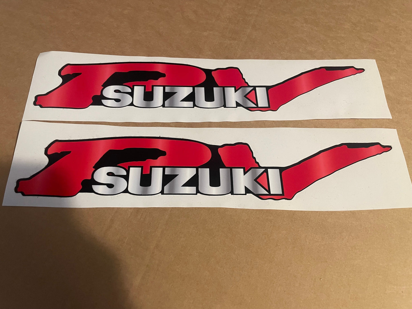 suzuki pv 50 punainen tarrat